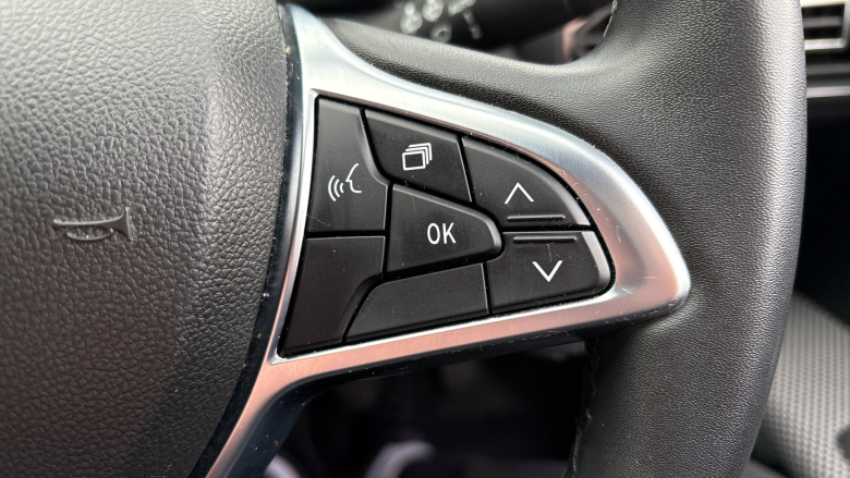 Dacia Jogger 1.0 TCe Extreme SE 5dr Petrol Estate